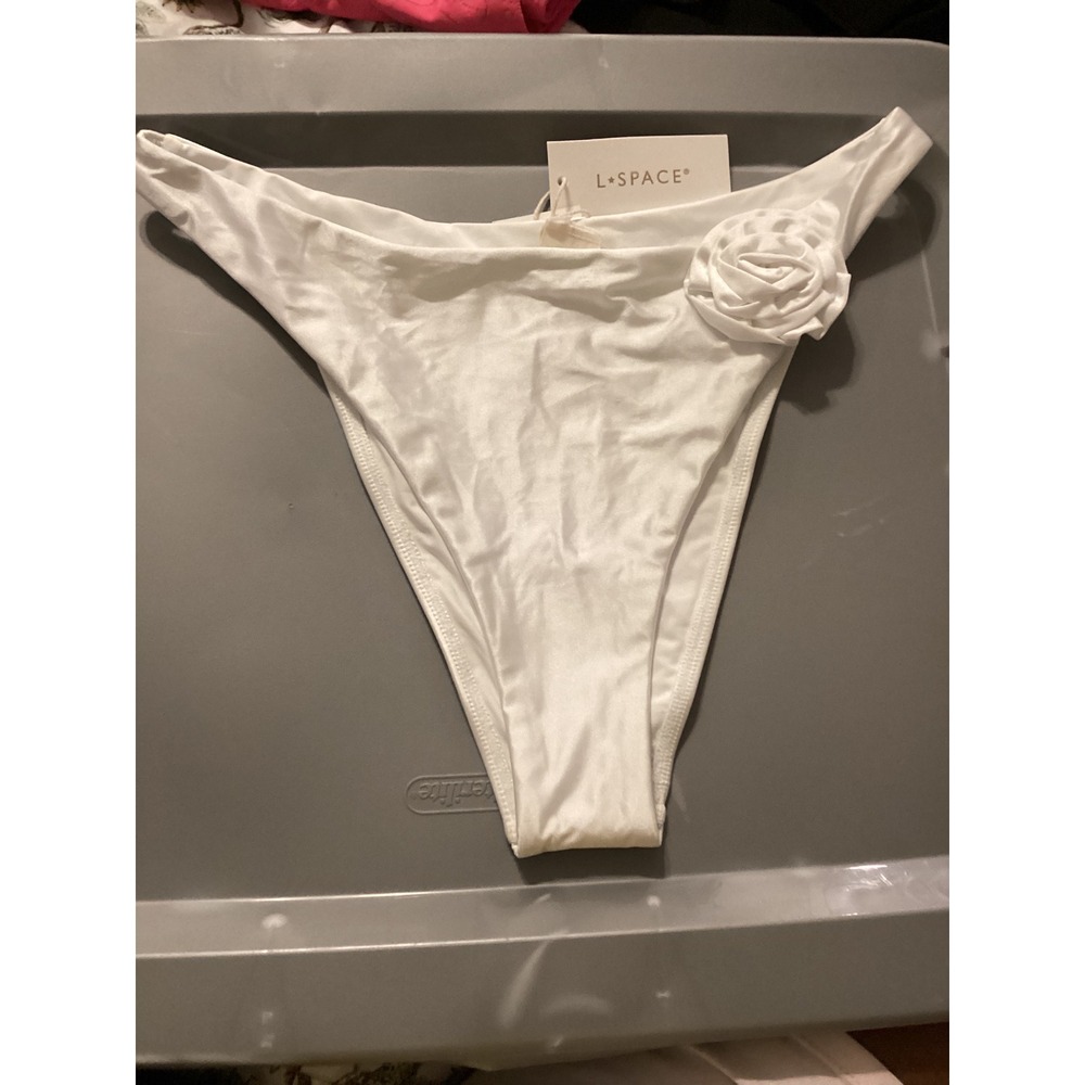 L*Space Leilani Bitsy Bikini Bottom White Floral Rosette Applique XL SHLEB24